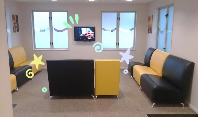 Photo of a dental clinic waiting room